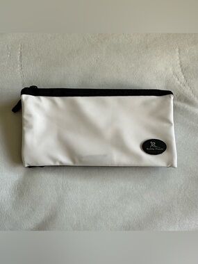 buddy pouch magnetic waist band phone holder